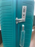 Средний чемодан 2E SIGMA из полипропилена на 61 л весом 3,2 кг Зеленый 2E-SPPS-M-AM